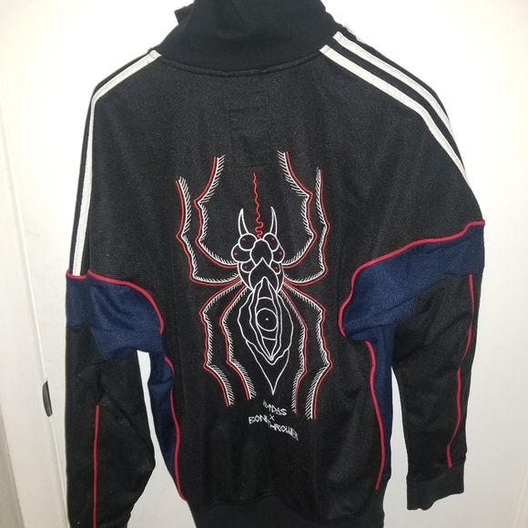 ADIDAS TRACK JACKET SIZE MEDIUM - Picture 2 of 3